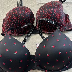 Victoria's Secret Black Bra with Red Heart and Strawberry Print